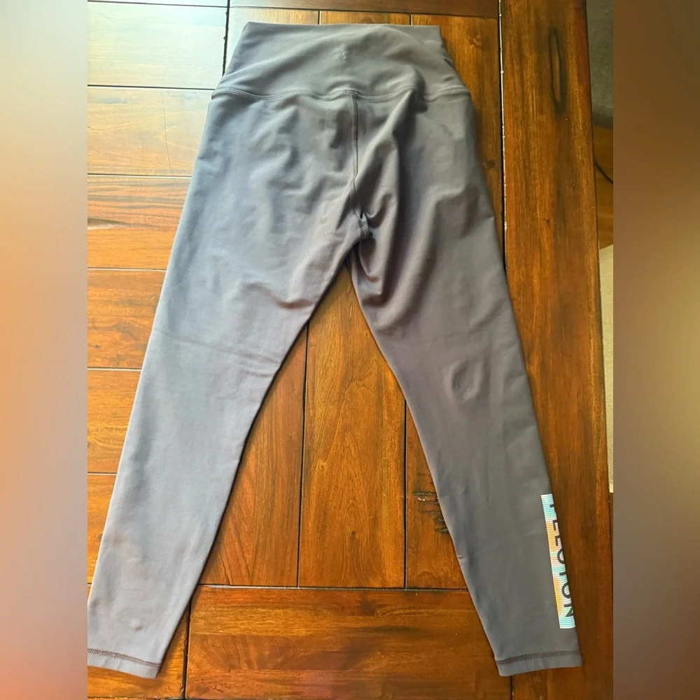 Peloton High Waisted Compression Workout Leggings - Picture 6 of 6